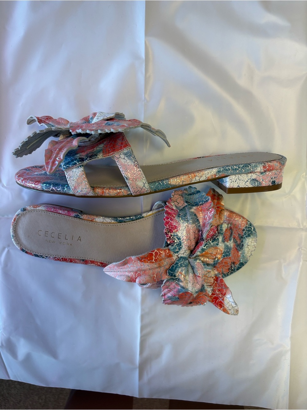 CECELIA NEW YORK Coral, Teal & Cream Floral Slide Mules